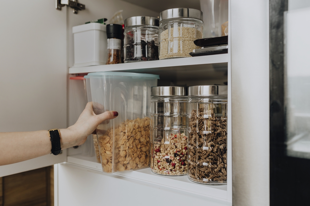 8 Ways To Store Food & Reduce Waste
